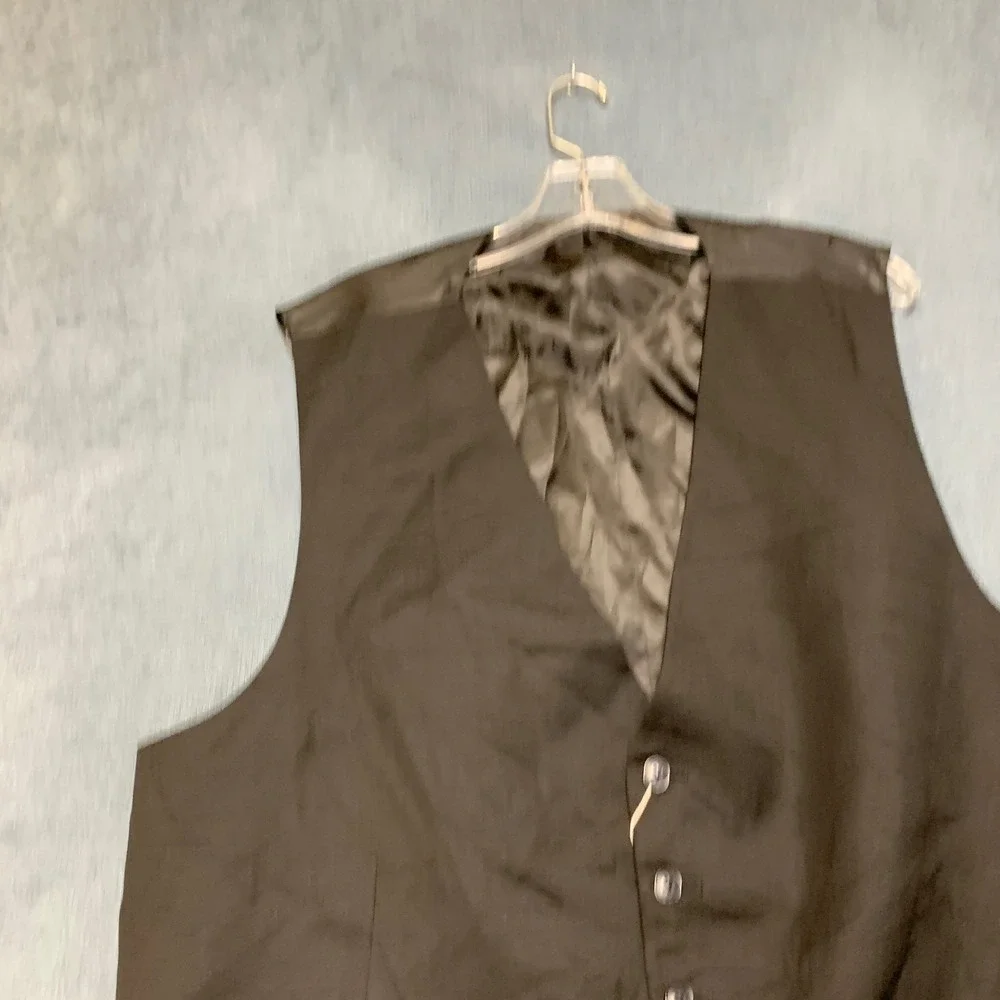 Van Heusen Single Breasted Suit Satin Vest Mens 2XL Black Slim V Neck Sleeveless